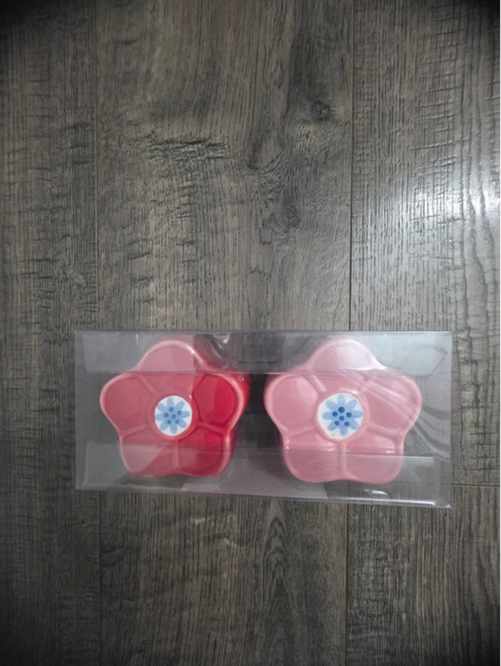 The Spring Shop Flower Salt & Pepper Shakers Set